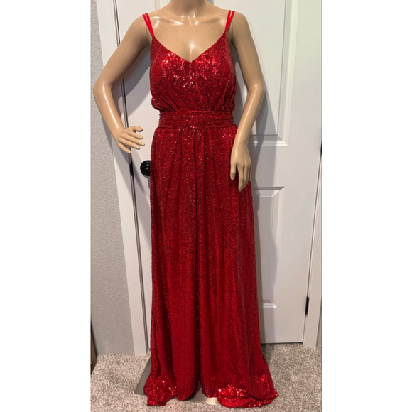 JJ'S HOUSE Dresses & Skirts - Women's JJ'S HOUSE Red Sequin Prom Dress size M